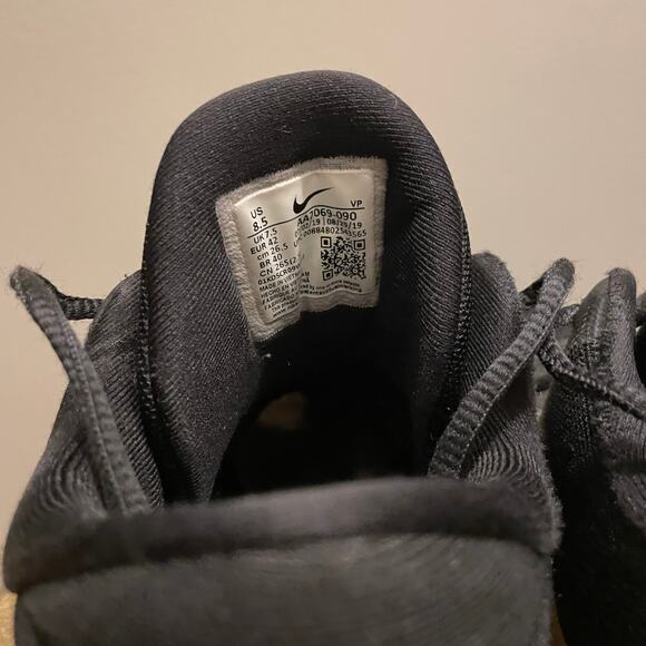 Nike Air Precision II Black, Gold Basketball Shoes – Mens 8.5 MSRP $140 - Picture 10 of 11